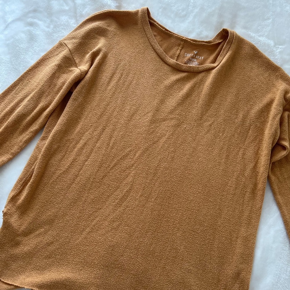 THRED UP - American Eagle Sweater